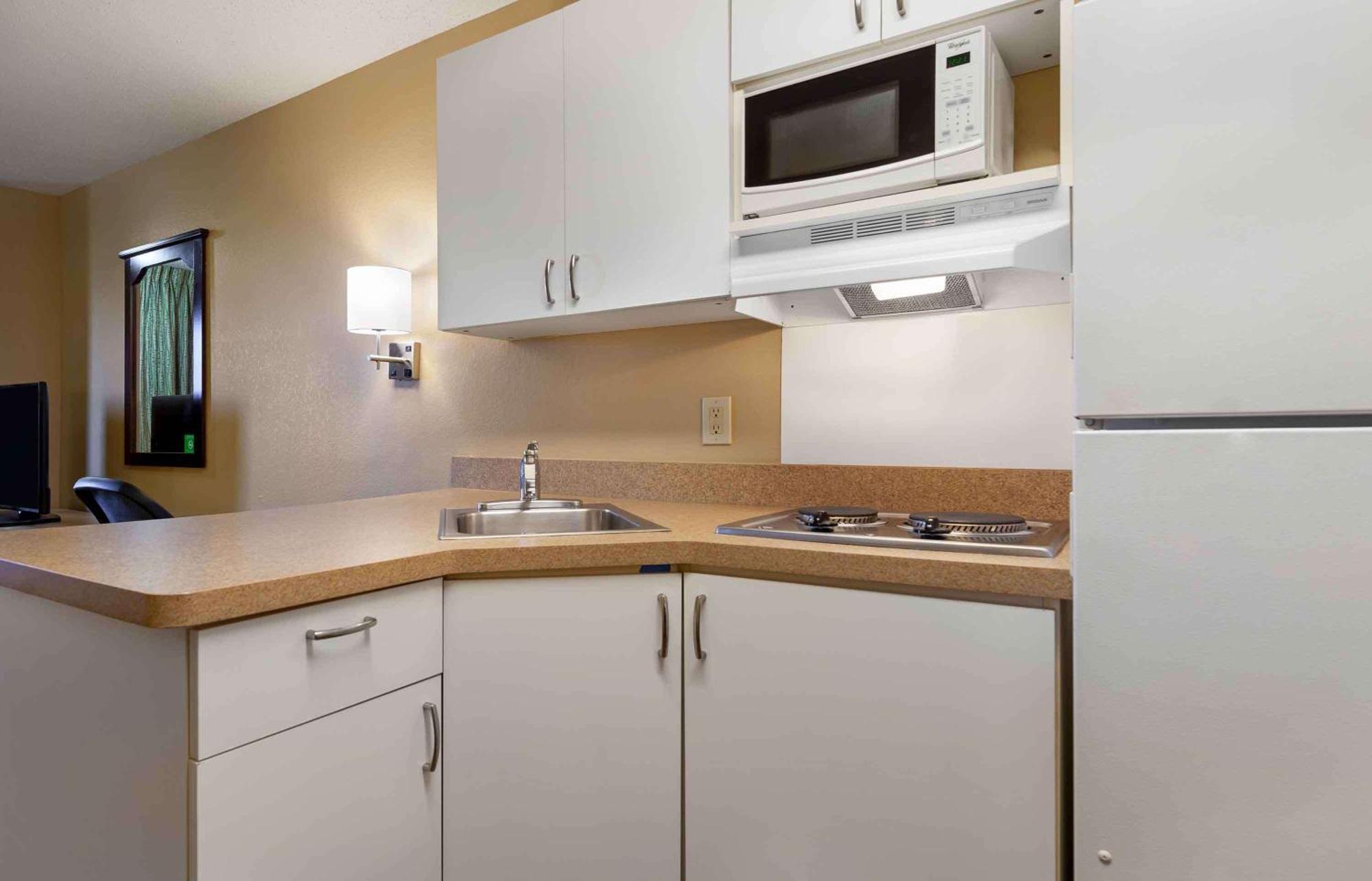 Extended Stay America Suites - Madison - Junction Court Middleton Exteriér fotografie