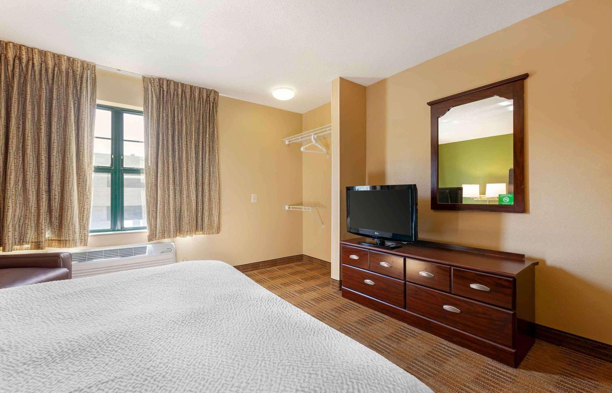 Extended Stay America Suites - Madison - Junction Court Middleton Exteriér fotografie