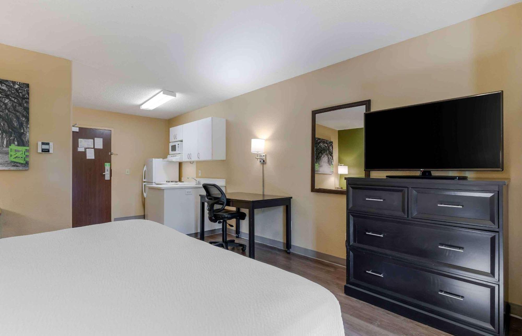 Extended Stay America Suites - Madison - Junction Court Middleton Exteriér fotografie
